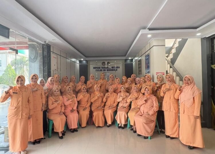 Perkuat Peran Organisasi, Rutan Bengkulu Gelar Pengukuhan dan Pertemuan Rutin Dharma Wanita Persatuan 46 WhatsApp Image 2026 03 26 at 20.58.01