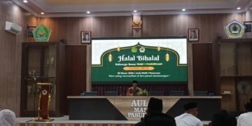 foto bapak Nasrudin, S.Pd., M.Si  memberikan sambutan