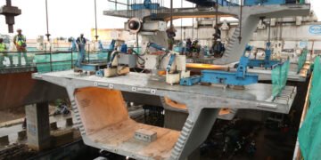 Pemasangan Box Girder (Foto: Galeri WIKA Beton)