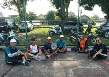 Guru MTs Negeri 4 Bantul Ikuti Latihan Tenis Bersama Kanwil Kemenag DIY 56 foto tenis bersama kanwil20260209135450