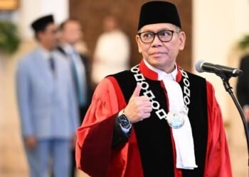 Adies Kadir resmi menjadi hakim Mahkamah Konstitusi (Sumber: beritanasional)