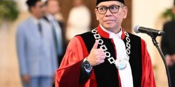 Adies Kadir resmi menjadi hakim Mahkamah Konstitusi (Sumber: beritanasional)