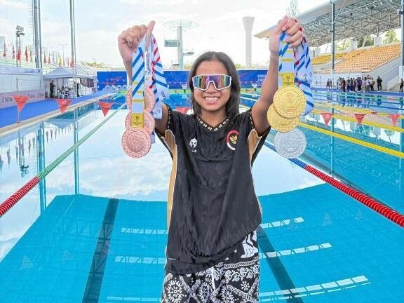 Siti Aisyah Remaja 15 Tahun Peraih Dua Emas ASEAN Para Games Ingin Hadiahkan Umrah Untuk Orang Tua