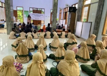 Festival Keagamaan Antar TPA dan Berbagi Takjil KKNT 38 UNIDA Gontor Semarakkan Ramadhan di Desa Krandegan 46 Suasana Khidmat Festival Keagamaan antar TPA Desa Krandegan