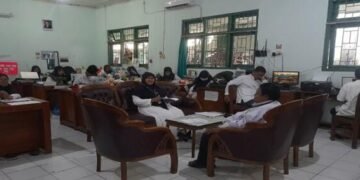 rapat selasa