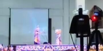 Saat pergelaran berlangsung