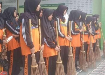 Sambut Ramadhan 1447 H, Siswa MTs Negeri 4 Bantul Gelar Aksi Bersih Sekolah dan Masjid 47 sambut ramadhan 699bf425c925c422b3059162