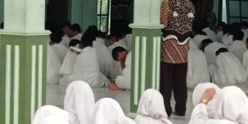 Semangat Bak di Tanah Suci, MTsN 4 Bantul Gelar Pembelajaran Manasik Haji untuk Kelas VIII 36 whatsapp image 2026 02 04 at 14490020260204145409