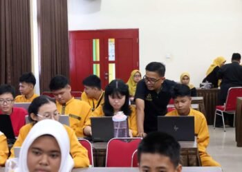 Membangun Masa Depan Vokasi: Ahmad Madani Tempuh Perjalanan ke 400+ SMK dari Aceh hingga Papua Demi Cetak Generasi Sales Digital 49 020A0601