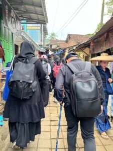 Hidupkan UMKM Lokal, Universitas Pamulang Gelar Sosialisasi di Baduy 47 Perjalanan Kelompok PKM