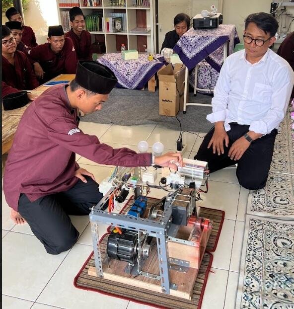 UNDIRA Edukasi Konversi Energi Listrik di Pesantren Quantum IDE Bekasi 48 8