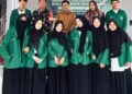 Foto. Peserta KKN (STAI) Al-Gazali Barru Angkatan XXVII foto bersama Pemerintah Setempat dan Personil TNI  di Aula Kantor Desa Tompo, Selasa 7 April 2026.