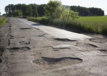 Pothole Fixer — An App To Report Broken Roads in KPK2