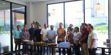 photo bersama Manajemen Tekko & Sakura Garden City