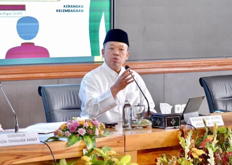 Hindari Potensi Konflik, Menteri Nusron Imbau Kepala Daerah dan Masyarakat Se-NTB Gotong Royong Mutakhirkan Data Pertanahan 46 b8e6febe 6900 48d4 aa7d 4681388ae4c8