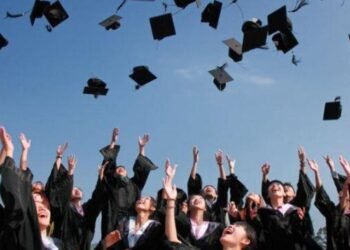 (Foto: Wisuda (Sumber: Yoursay/suara.com))