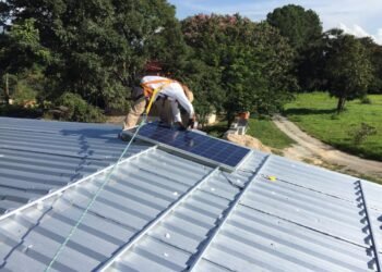 roof energy solar panel sustainability solar power solar energy 708334 pxhere.com