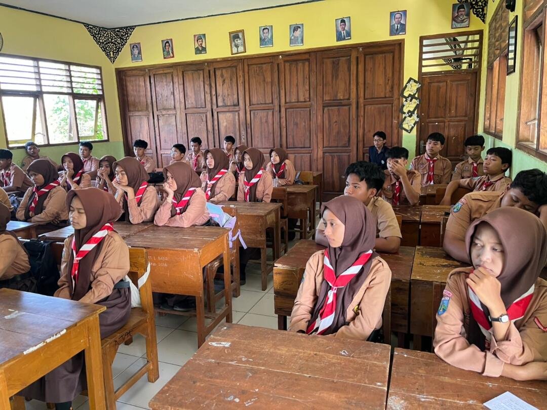 Mahasiswa PTI UM Ciptakan Website “Arah Cita” untuk Bantu Siswa Pilih Jurusan 48 Kegiatan pengenalan website penjurusanminat dan bakat (Sumber: Dokumentasi Pribadi)