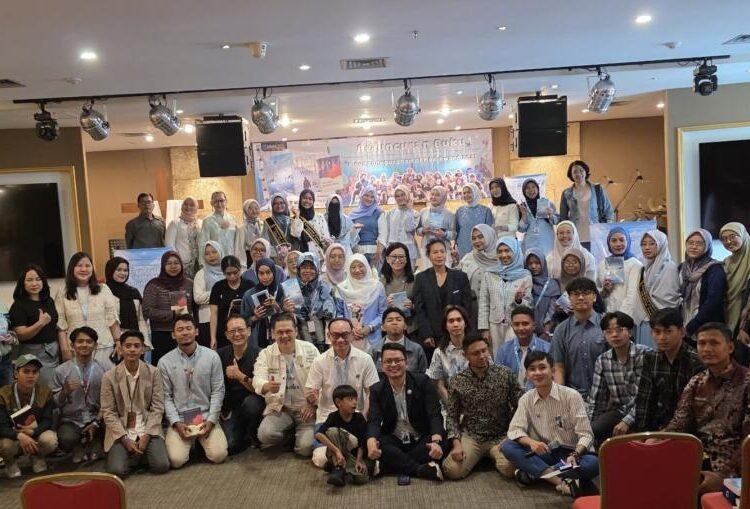 Cetak Pemimpin Masa Depan Lewat Coaching Leadership, Komunitas GEMAR Buktikan Energi Muda Mampu Menembus Waktu 47 20251101 114258 compressed