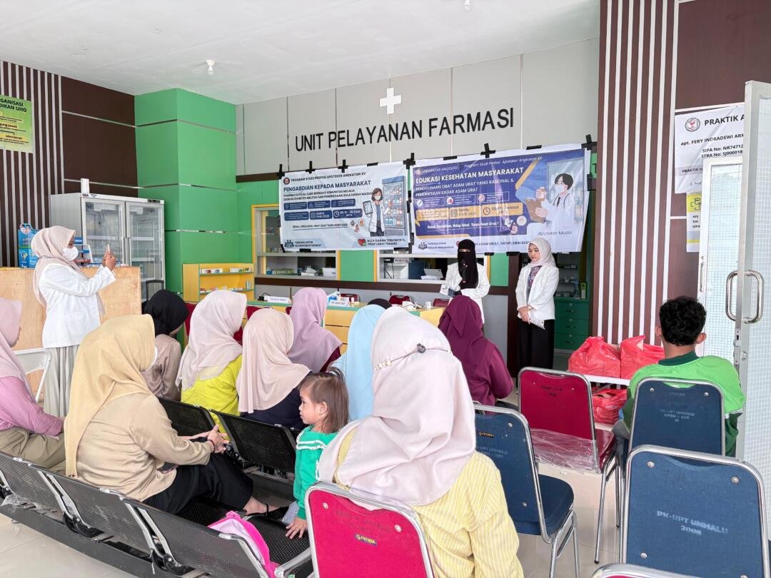 Mahasiswa Program Studi Apoteker Universitas Halu Oleo angkatan XV (Sumber: Dokumentasi Pribadi)