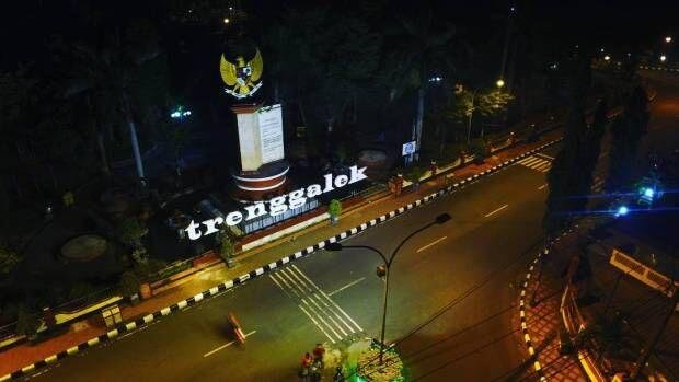 Alun2 Trenggalek with nightcare yes