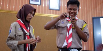 Anggota Saka POM Bima Melaksanakan Praktek Uji Cepat Bahan Berbahaya pada Makanan