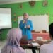 DewiAnggrainiDenganAlmet22