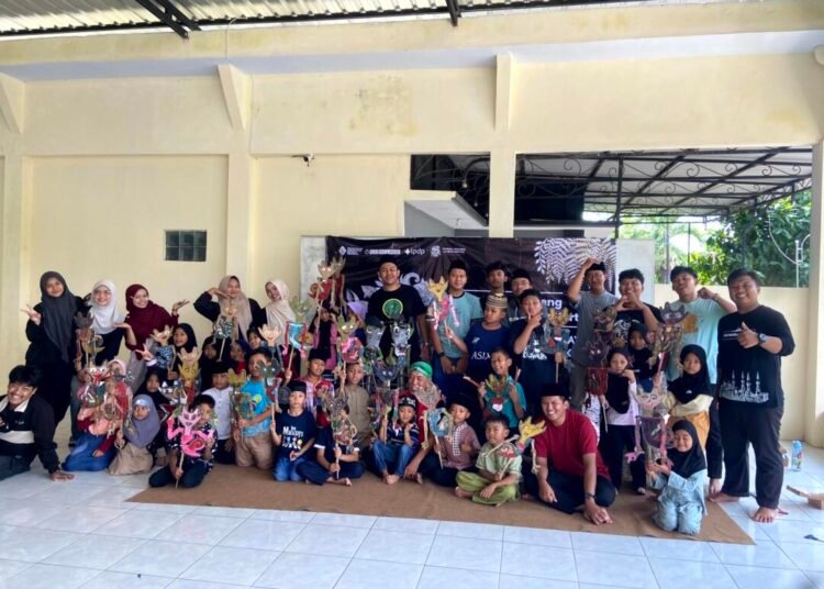 Menghidupkan Karakter Fabel Nusantara: 50 Anak Sukoharjo Warnai Topeng Limbah Kertas dalam Workshop Inklusif 46 Foto Workshop II 14