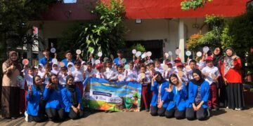 Dokumentasi Pengabdian Masyarakat (PM) yang dilakukan oleh Kelompok 6 Kelas 8D Mahasiswa Universitas Bina Sarana Informatika (UBSI) bersama Murit SD Cikumpa