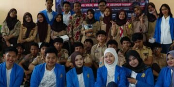 Dokumentasi foto Mahasiswa Hukum Universitas Pamulang dalam mencegah cyber bullying di Sekolah As-Su'udiyyah (Sumber: Dock pribadi)