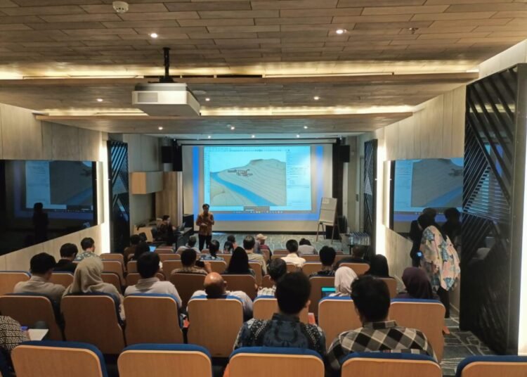 Seminar SketchUp & GstarCAD” yang digelar PT Indonesia Applicad bersama PT ACA Pacific di Gaia Cosmo Yogyakarta (Yusuf)