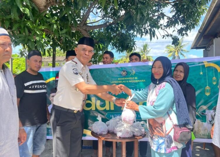 Lapas Bandanaira bagikan Daging Qurban untuk Warga Binaan dan Masyarakat 46 IMG 20260528 WA0101