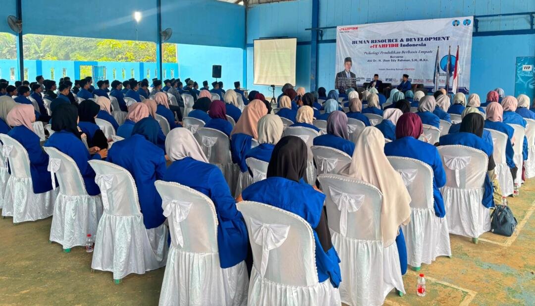 elTAHFIDH Tempa Guru Jadi 'Penyembuh Jiwa': Lewat Pelatihan Komunikasi Mendengar, Memahami, dan Menyembuhkan 58 elTAHFIDH