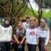 Wujud Kepedulian Lingkungan, Mahasiswa UNY Tanam Pandan Laut Bersama Yayasan Aksi Konservasi Yogyakarta 55 Dokumentasi Mahasiswa Ilmu Komunikasi Kelas E Universitas Negeri Yogyakarta mengikuti kegiatan menanam pandan laut (Sumber : Dokumentasi Pribadi)