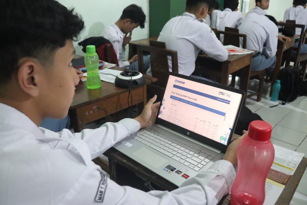 Semangat Raih PTN Impian, Murid MAN 1 Yogyakarta Ikuti Sosialisasi TKA dan Perguruan Tinggi 48 IMG 1326