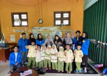 Mahasiswa Ilmu Komunikasi UBSI Gelar Edukasi Keteladanan dalam Penanaman Adab Kehidupan Sehari-Hari bagi Anak Usia Dini di TK Al-Anshar 46 IMG 1768.jpg