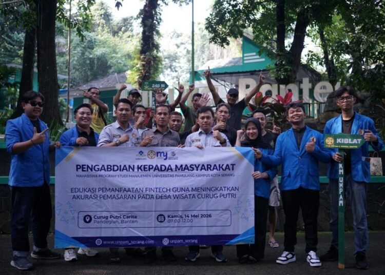 Edukasi Pemanfaatan Fintech Guna Meningkatkan Akurasi Pemasaran di Desa Wisata Curug Putri 51 Picture1