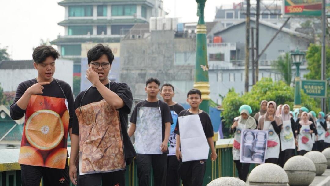 Semarak GEMAS! Ratusan Warga MAN 1 Yogyakarta Padati Jalan Sehat Penuh Warna 48 MAN 1 Yogyakarta