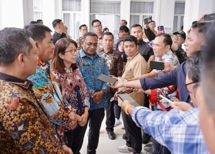 Kolaborasi dengan KPK, Sahli ATR/BPN Beberkan Peluang bagi Pemda se-Sulut 46 WhatsApp Image 2026 05 12 at 22.31.00