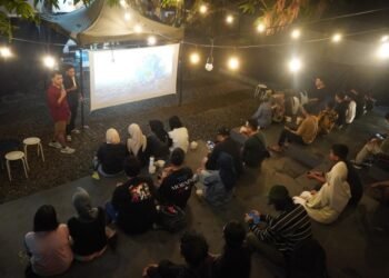 Gen Z Timika Tunjukkan Kepedulian Lingkungan lewat Nobar Dokumenter Menolak Punah 48 WhatsApp Image 2026 05 18 at 11.46.34