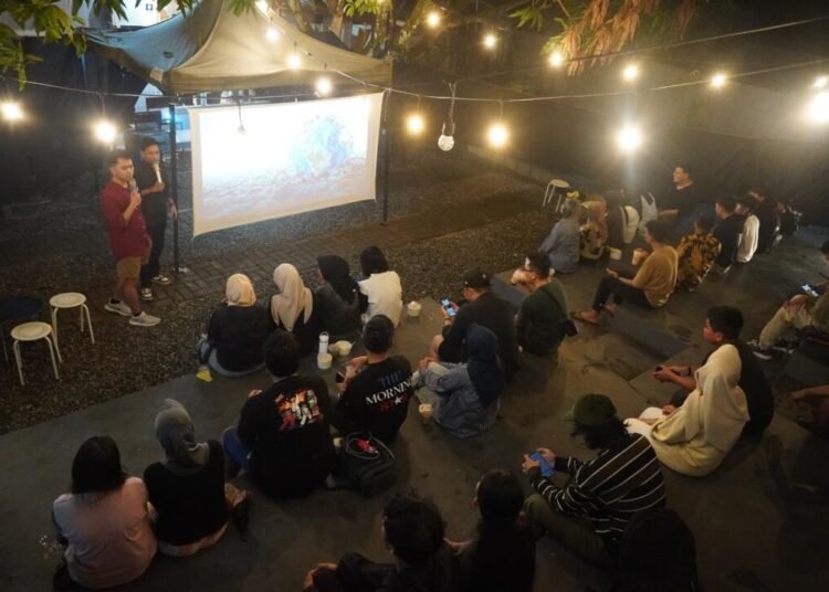 Gen Z Timika Tunjukkan Kepedulian Lingkungan lewat Nobar Dokumenter Menolak Punah 46 WhatsApp Image 2026 05 18 at 11.46.34