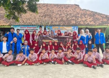 Menanamkan Wawasan Nusantara Sejak Dini melalui Kegiatan Pengabdian Masyarakat di SDN 3 Purwasari 46 WhatsApp Image 2026 05 20 at 11.05.14