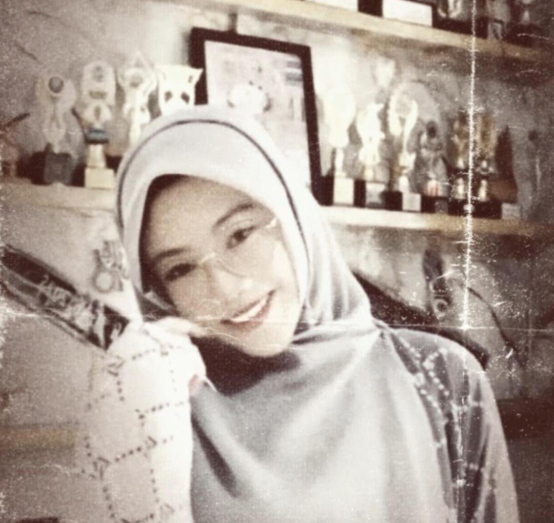 Sosok Putri Nur Muslimah Ketua OSIS MA Nurul Falah Kota Cimahi yang Sukses Mengharumkan Nama Jawa Barat Melalui Prestasi Akademik dan Keagamaan 49 WhatsApp Image 2026 05 20 at 11.41.15 1