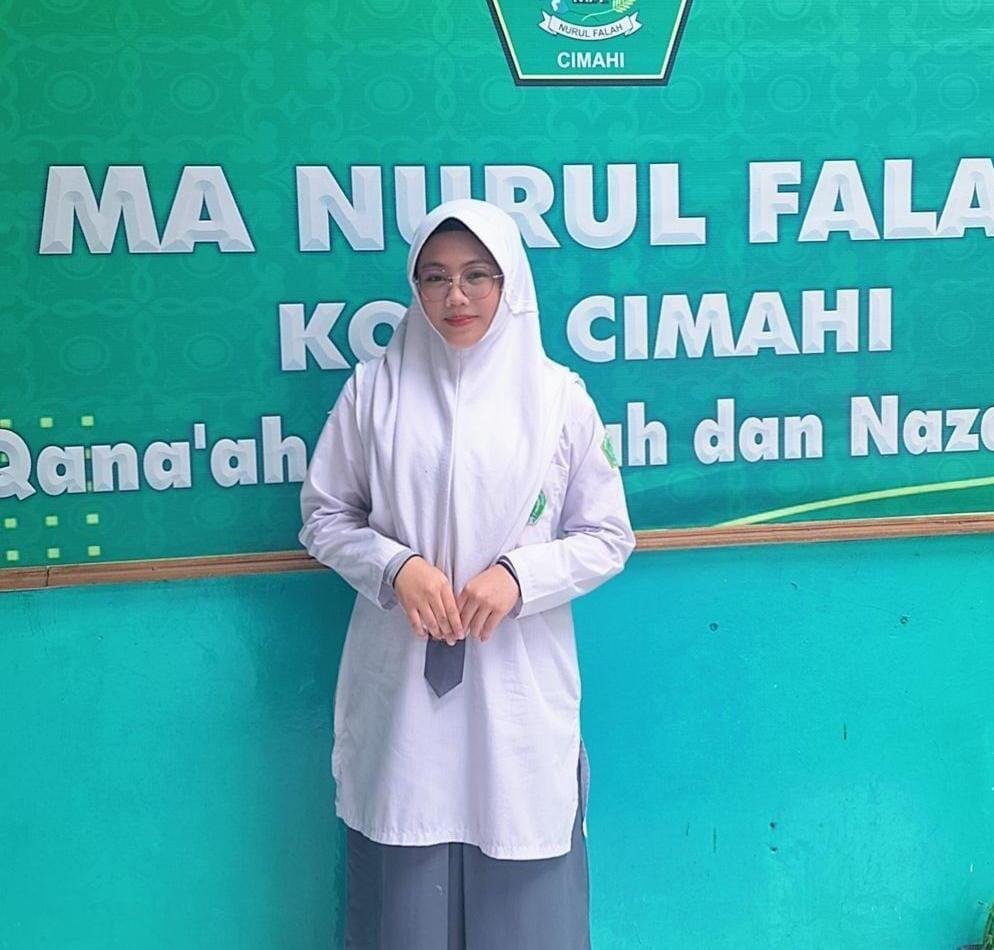 Sosok Putri Nur Muslimah Ketua OSIS MA Nurul Falah Kota Cimahi yang Sukses Mengharumkan Nama Jawa Barat Melalui Prestasi Akademik dan Keagamaan 50 WhatsApp Image 2026 05 20 at 11.41.15 2