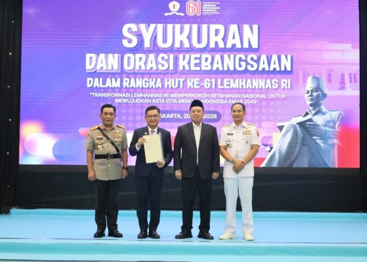 Lemhannas RI Terima Sertipikat Hak Pakai dari Menteri Nusron, Kepastian Hukum Aset Negara Diperkuat 46 WhatsApp Image 2026 05 21 at 16.23.29