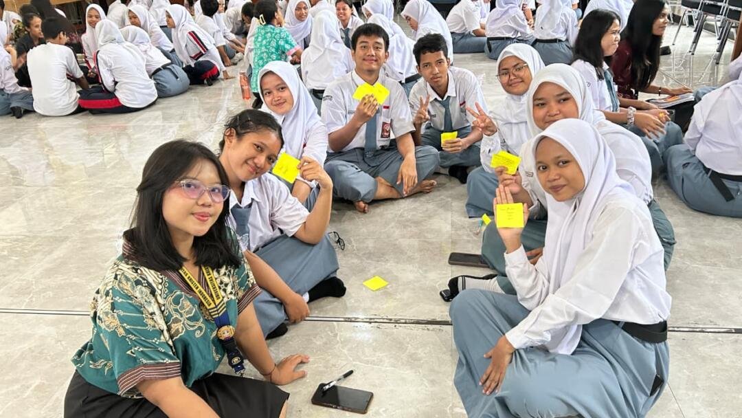 Mahasiswa Bimbingan dan Konseling UKI Laksanakan PKM di SMKN 10 Jakarta 53 WhatsApp Image 2026 05 22 at 16.04.10