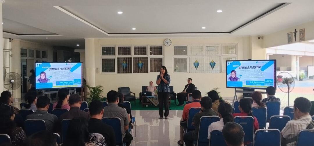 Bukan Sekadar Sekolah, SMP Santo Yosef Surabaya Bekali Orang Tua Hadapi Generasi Alpha 55 SMP Santo Yosef Surabaya