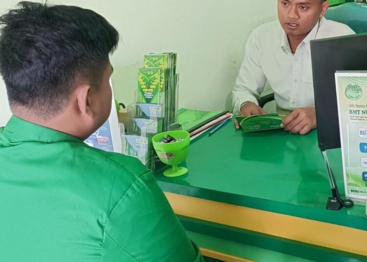 Implementasi mahasiswa antara teori dan praktek di KSPPS BMT NU Jawa Timur cabang Geger 47 WhatsApp Image 2026 05 25 at 12.52.14 1