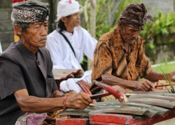 Ilustrasi Masyarakat Adat Bali: Canva Picture