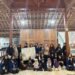Mahasiswa PGSD UNY Kenalkan SDGs 10 dan 16 tentang Perdamaian dan Kesetaraan kepada Santri Omah Ngaji Jogja melalui “Peace and Equality Board” 53 Mahasiswa PGSD UNY Kenalkan SDGs 10 dan 16 tentang Perdamaian dan Kesetaraan kepada Santri Omah Ngaji Jogja melalui "Peace and Equality Board" (Sumber: Dokumentasi Pribadi)